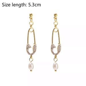 New Gold Color Nice Earrings